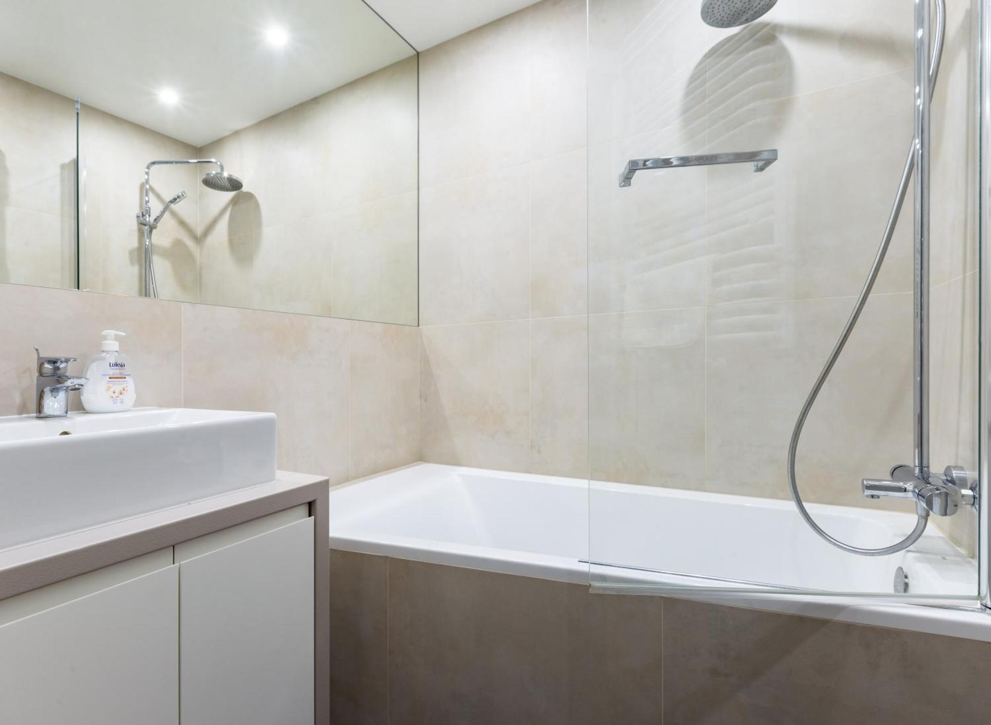 Walowa Chic Apartment 格但斯克 外观 照片